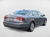 Used 2017 Volkswagen Passat 1.8T SEL Premium image 5