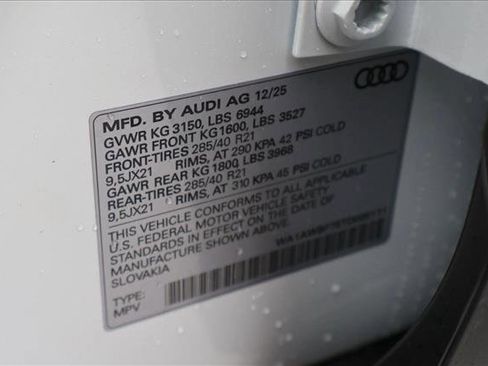 New 2026 Audi SQ7 Premium Plus image 19