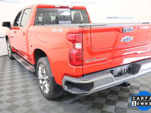 Used 2026 Chevrolet Silverado 1500 LT w/ Leather Package image 10