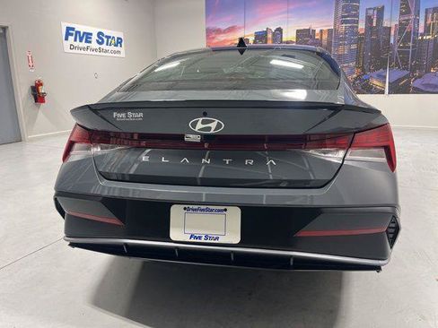 New 2026 Hyundai Elantra SEL Sport Premium FWD image 26