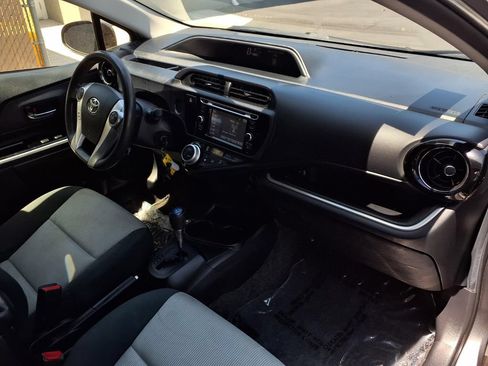 Used 2016 Toyota Prius C Two FWD image 20