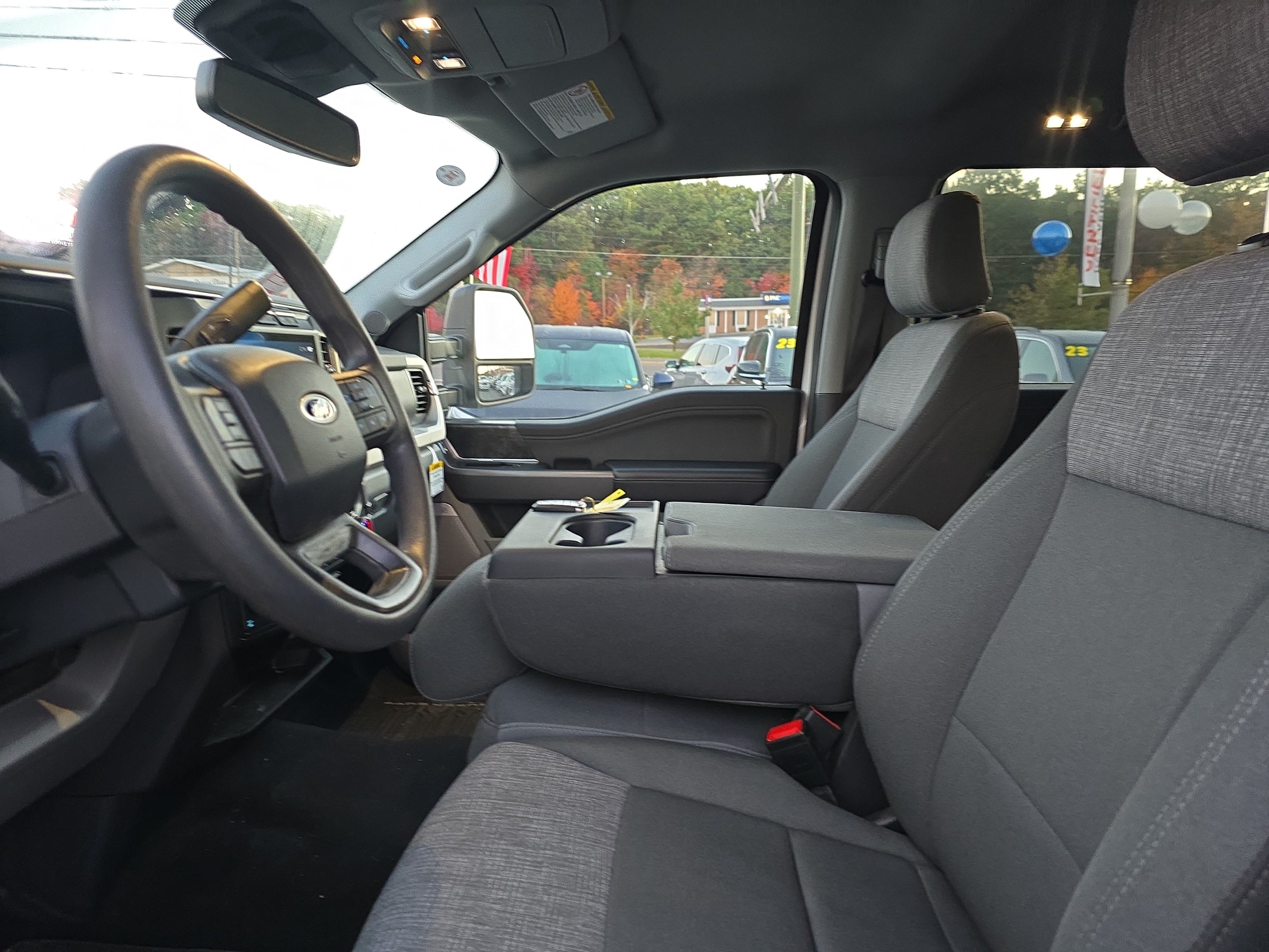 Used 2024 Ford F250 XLT w/ XLT Premium Package AWD/4WD image 14
