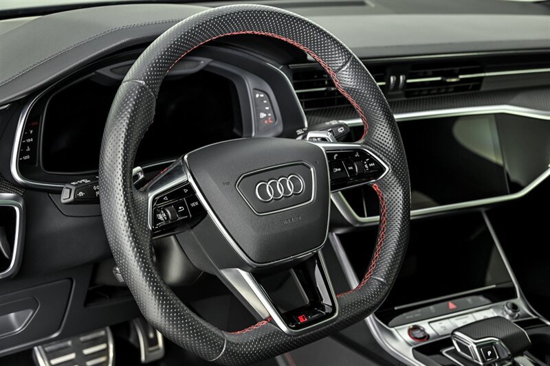 Used 2023 Audi RS 6 AWD/4WD image 21