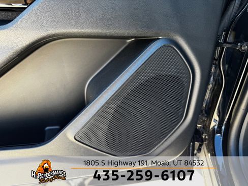 Used 2022 Ford Explorer ST w/ ST Street Pack image 15