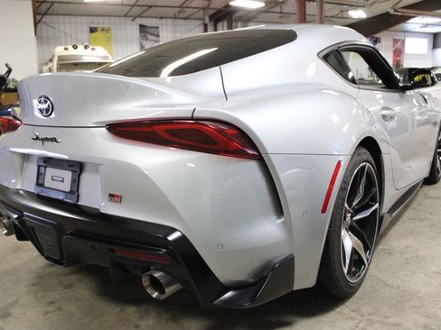 Used 2020 Toyota Supra Premium image 6