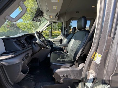 Used 2020 Ford Transit 150 XLT RWD image 9