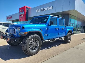 Used 2020 Jeep Gladiator Overland video 1