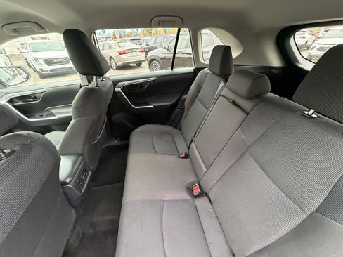 Used 2025 Toyota RAV4 LE image 37