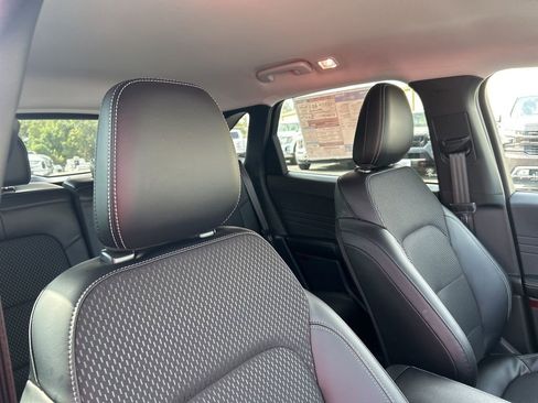 New 2025 Ford Escape SE image 24