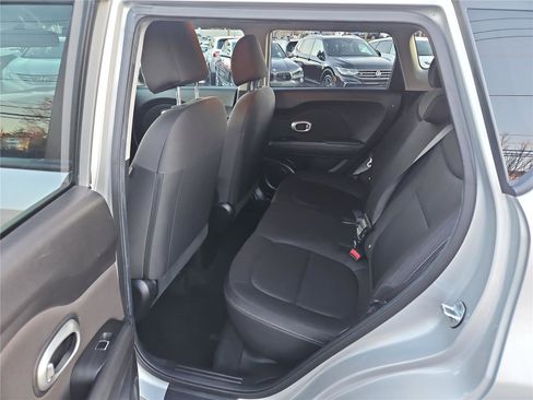 Used 2019 Kia Soul image 25