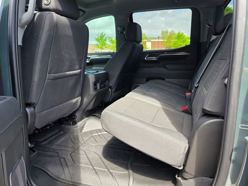 New 2026 Chevrolet Silverado 1500 LT w/ Convenience Package II RWD image 25