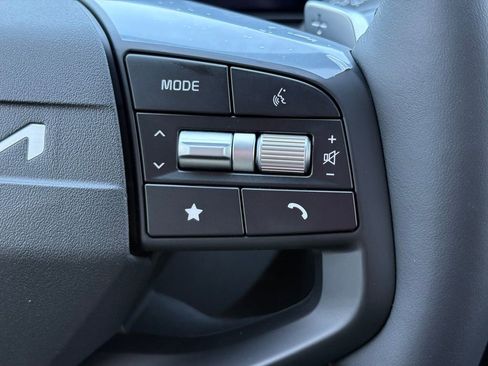 New 2026 Kia Sportage LX image 27