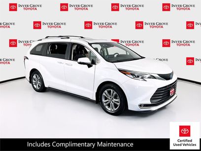 Certified 2022 Toyota Sienna Platinum