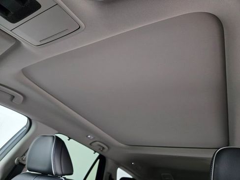 Used 2023 Honda Pilot Elite image 14