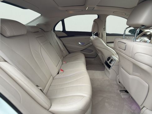 Used 2019 Mercedes-Benz S 450 Sedan image 16