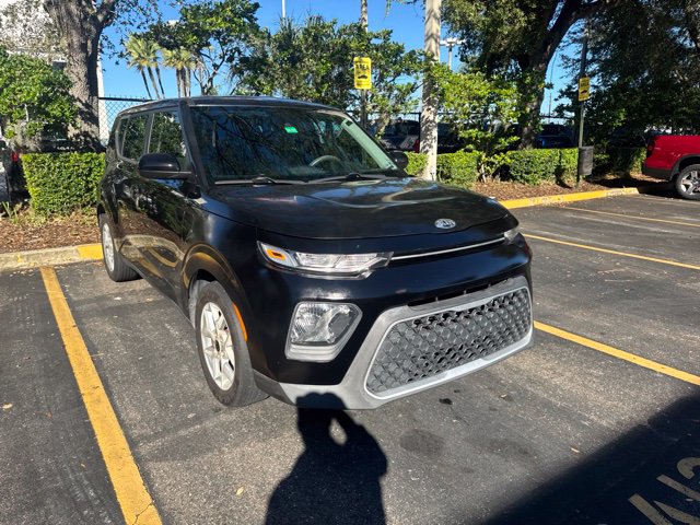 Used 2021 Kia Soul S FWD image 2