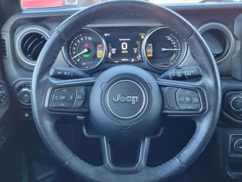 Certified 2023 Jeep Wrangler Unlimited w/ Cold Weather Group image 32