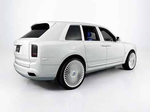 Used 2023 Rolls-Royce Cullinan Black Badge w/ Driver's Package AWD/4WD image 5