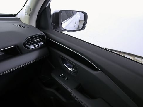 Used 2023 Honda Pilot Touring image 26