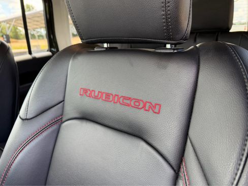 Used 2021 Jeep Wrangler Unlimited Rubicon AWD/4WD image 20