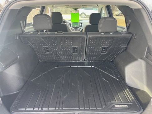 Used 2022 Chevrolet Equinox LT image 8