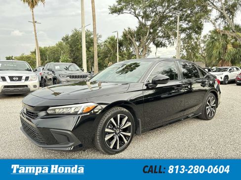 Used 2024 Honda Civic EX image 1