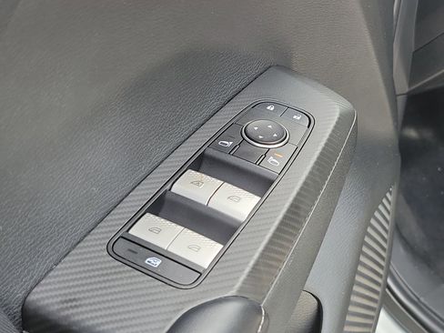 Used 2022 Mitsubishi Outlander ES image 15