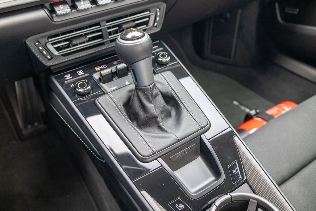 Used 2026 Porsche 911 Carrera RWD image 17
