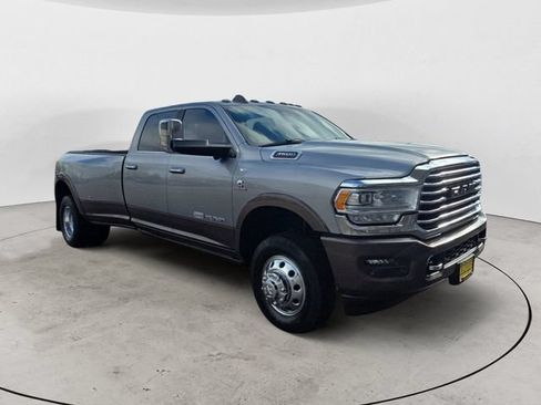 Used 2022 RAM 3500 Limited AWD/4WD image 7
