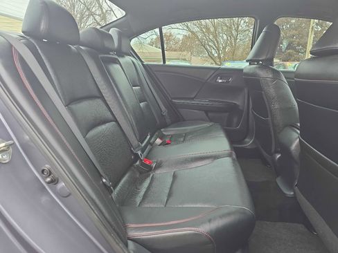 Used 2017 Honda Accord Sport Special Edition image 28