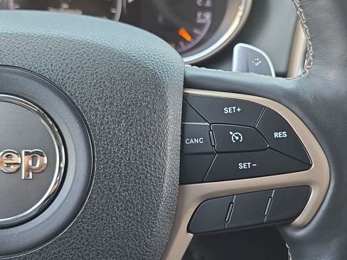 Used 2017 Jeep Grand Cherokee Limited RWD image 21