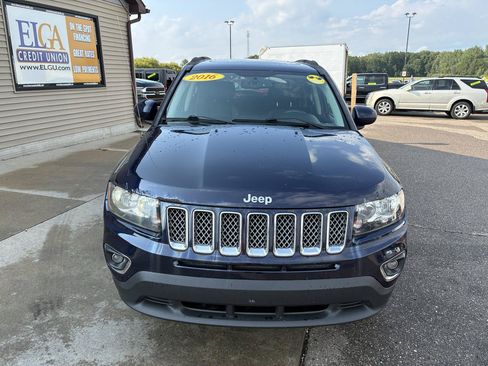 Used 2016 Jeep Compass High Altitude FWD image 2