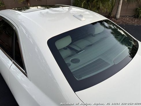 Used 2010 Rolls-Royce Ghost RWD image 23