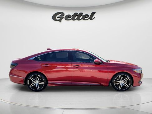 Used 2021 Honda Accord Touring image 4