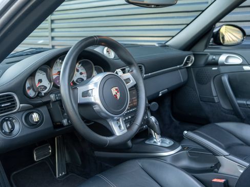 Used 2011 Porsche 911 Turbo S AWD/4WD image 4