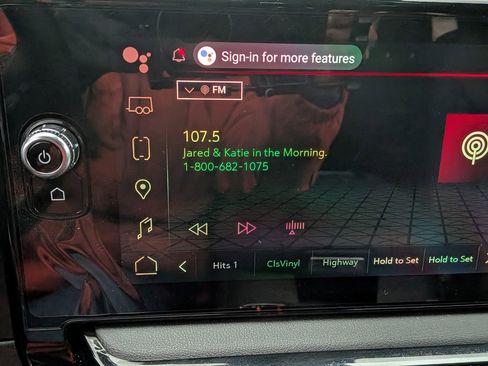 Certified 2025 GMC Sierra 1500 AT4 w/ Technology Package image 27