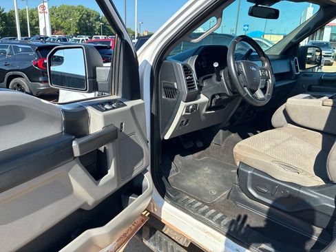 Used 2020 Ford F150 XLT w/ Equipment Group 302A Luxury AWD/4WD image 8
