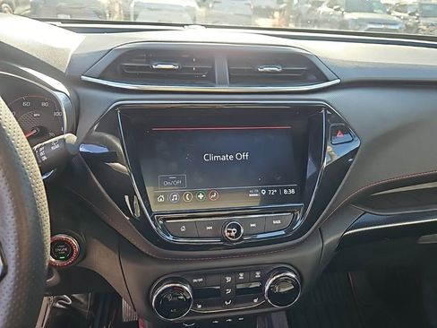 Used 2023 Chevrolet TrailBlazer RS w/ Sun and Liftgate Package image 13