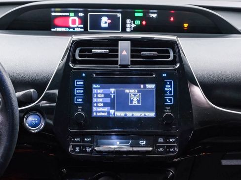 Used 2016 Toyota Prius Two image 14