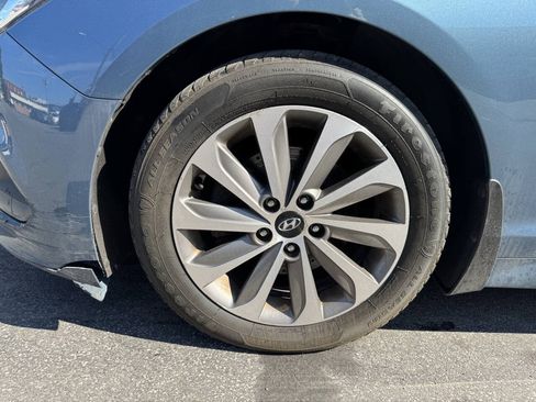 Used 2015 Hyundai Sonata Sport w/ Option Group 04 FWD image 10