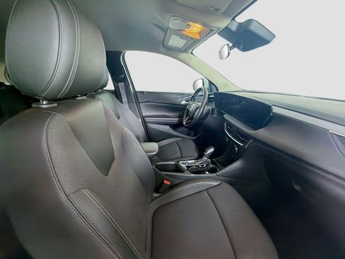 Used 2025 Buick Encore GX Preferred FWD image 29