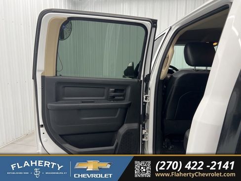 Used 2020 RAM 3500 Tradesman w/ Chrome Appearance Group image 10