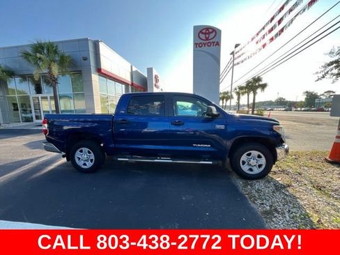 Used 2015 Toyota Tundra SR5 w/ SR5 Upgrade Package RWD image 2
