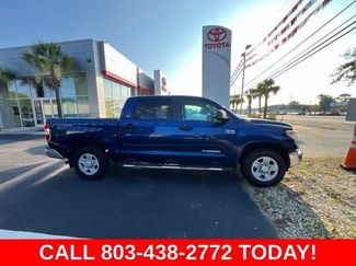 Used 2015 Toyota Tundra SR5 w/ SR5 Upgrade Package RWD video 2