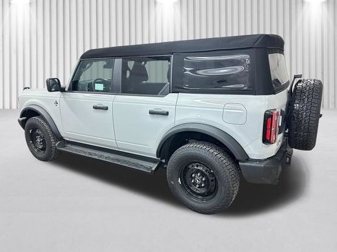 New 2026 Ford Bronco Outer Banks AWD/4WD image 7