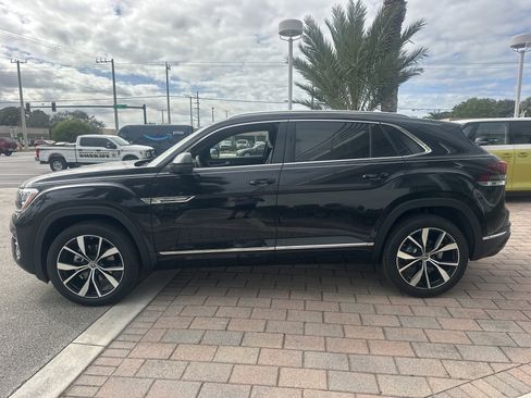 New 2026 Volkswagen Atlas Cross Sport SEL Premium R-Line image 9