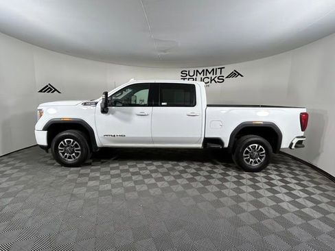 Used 2022 GMC Sierra 3500 AT4 AWD/4WD image 4