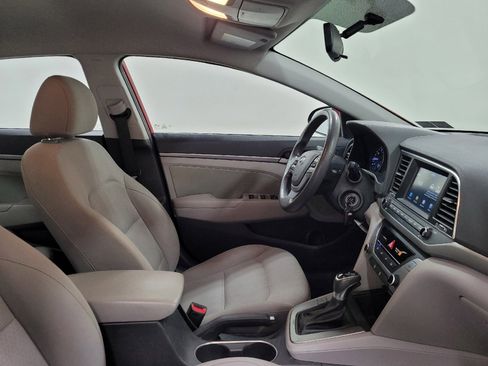 Used 2018 Hyundai Elantra SEL FWD image 21
