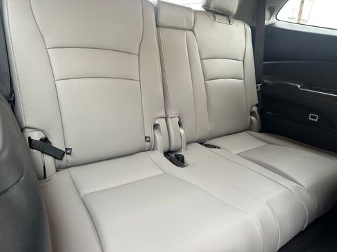 Used 2019 Honda Pilot Touring image 27