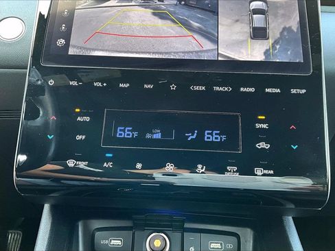 Used 2022 Hyundai Santa Cruz Limited w/ Cargo Package AWD/4WD image 19